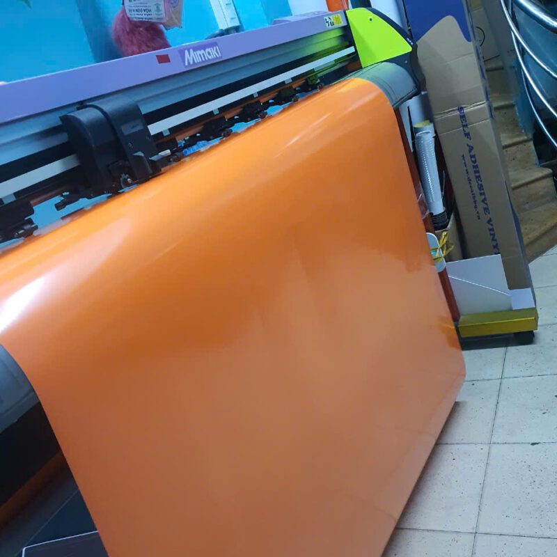 cắt decal màu