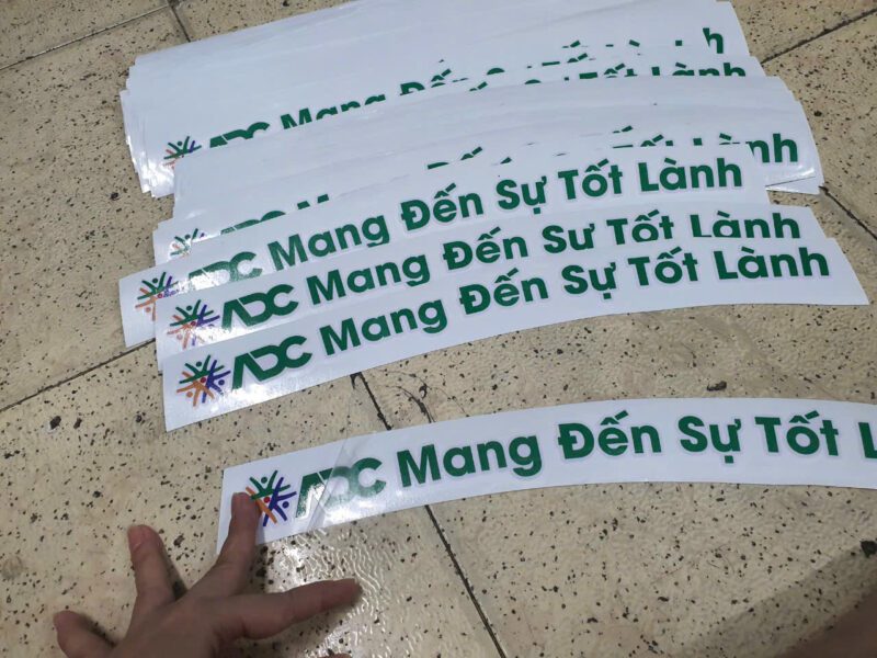 in decal cắt bế