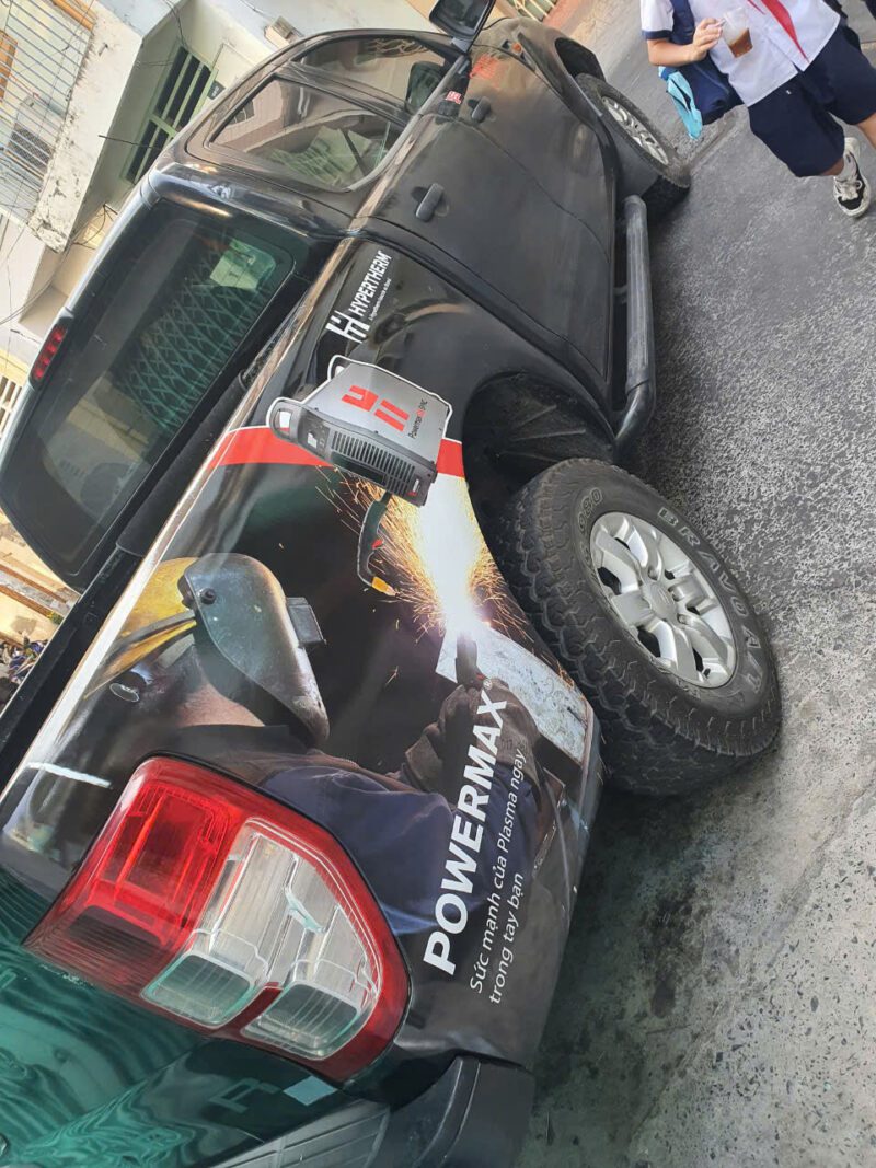 in decal dán xe bán tải